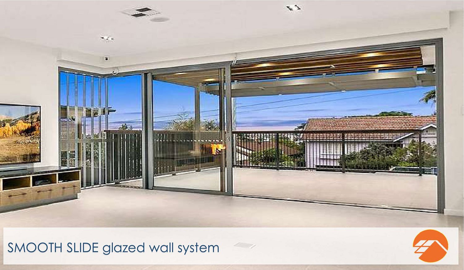 Glazed Wall Systems / Smooth Slide Gallery